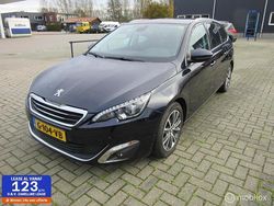 Blauw Gebruikt 2016 Peugeot 308 SW Premium Stationwagen | € 7.495 (Eerlijke prijs)