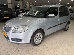 Grijs Gebruikt 2008 Skoda Roomster Stationwagen | € 2.650 (Eerlijke prijs)