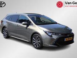 Groen Gebruikt 2022 Toyota Corolla Business Edition Stationwagen | € 30.999 (Duur)