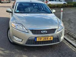 Bruin Gebruikt 2009 Ford Mondeo Titanium Hatchback | € 4.500 (Eerlijke prijs)