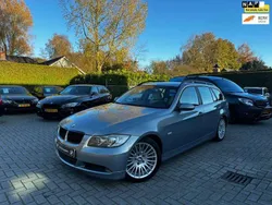 Grijs, metallic lak Gebruikt 2007 BMW 325 Stationwagen | € 4.950 (Eerlijke prijs)