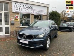 Blauw (metallic) Gebruikt 2020 Volvo XC40 Business Edition SUV | € 29.950 (Goede deal)