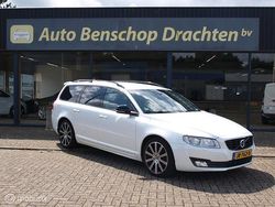 Wit Gebruikt 2015 Volvo V70 Stationwagen | € 14.666 (Eerlijke prijs)