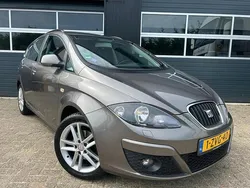 Grijs, metallic lak Gebruikt 2015 Seat Altea XL I-Tech MPV | € 5.750 (Goede deal)