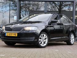 Zwart Gebruikt 2013 Skoda Rapid Comfort Hatchback | € 3.750 (Eerlijke prijs)