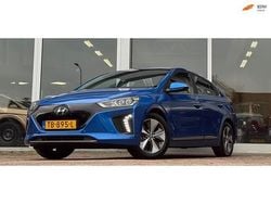 Blauw Gebruikt 2018 Hyundai Ioniq Premium Hatchback | € 12.994 (Eerlijke prijs)