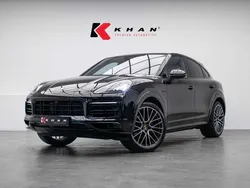 Zwart Gebruikt 2022 Porsche Cayenne Platinum Edition SUV | € 91.450 (Eerlijke prijs)