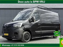 Zwart Gebruikt 2023 Renault Master Van | € 25.950 (Eerlijke prijs)