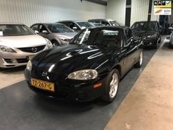 Zwart Gebruikt 2001 Mazda MX5 Exclusive Cabriolet | € 4.450 (Goede deal)