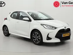Wit Gebruikt 2024 Toyota Yaris Hybrid Hatchback | € 23.999 (Eerlijke prijs)