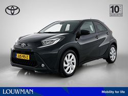 Zwart Gebruikt 2022 Toyota Aygo X Play SUV | € 16.950