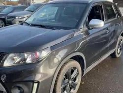 Zwart Gebruikt 2016 Suzuki Vitara SUV | € 16.750 (Eerlijke prijs)