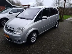 Grijs Gebruikt 2009 Opel Meriva Cosmo MPV | € 2.600 (Eerlijke prijs)