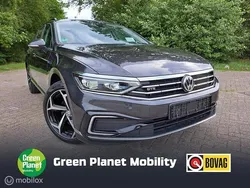 Grijs Gebruikt 2020 VW Passat GTE Stationwagen | € 24.900 (Eerlijke prijs)