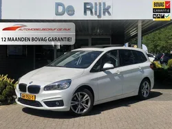 Wit Gebruikt 2015 BMW 218 Sport Line Stationwagen | € 15.945 (Duur)