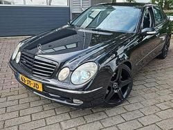 Zwart Gebruikt 2002 Mercedes E500 Elegance Sedan | € 7.950 (Iets duurder)