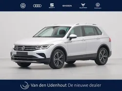 Grijs Gebruikt 2022 VW Tiguan Elegance SUV | € 32.940 (Eerlijke prijs)