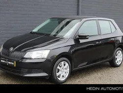 Zwart Gebruikt 2015 Skoda Fabia Active Hatchback | € 9.880 (Eerlijke prijs)