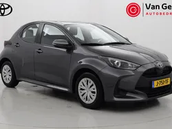 Grijs Gebruikt 2020 Toyota Yaris Active Hatchback | € 15.999 (Eerlijke prijs)