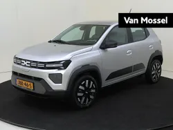 Grijs Nieuw 2025 Dacia Spring Extreme Hatchback | € 20.940