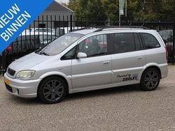 Grijs Gebruikt 2003 Opel Zafira OPC MPV | € 1.950 (Eerlijke prijs)