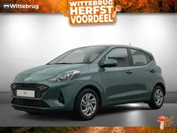 Grijs Nieuw 2024 Hyundai i10 Premium Hatchback | € 20.925 (Goede deal)