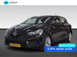 Zwart Gebruikt 2021 Renault Clio V Zen Hatchback | € 12.925 (Eerlijke prijs)