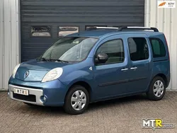 Blauw Gebruikt 2013 Renault Kangoo Expression MPV | € 7.250 (Iets duurder)
