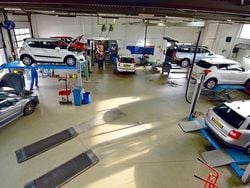 Bruin Gebruikt 2013 Suzuki Splash Comfort Hatchback | € 4.945 (Iets duurder)