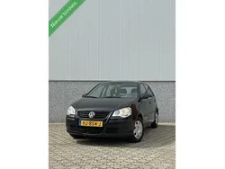 Blauw Gebruikt 2005 VW Polo Trendline Hatchback | € 2.250 (Eerlijke prijs)