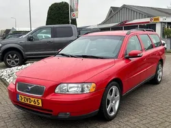 Rood Gebruikt 2007 Volvo V70 Stationwagen | € 3.950 (Eerlijke prijs)
