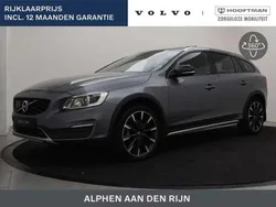Grijs Gebruikt 2017 Volvo V60 CC Summum Stationwagen | € 25.495 (Eerlijke prijs)
