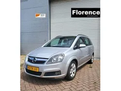 Grijs Gebruikt 2005 Opel Zafira Essentia MPV | € 1.995 (Eerlijke prijs)