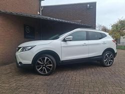 Wit (metallic) Gebruikt 2017 Nissan Qashqai Tekna SUV | € 11.740 (Goede deal)