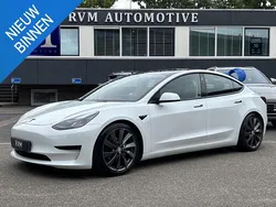 Wit Gebruikt 2021 Tesla Model 3 Standard Range Sedan | € 25.899 (Iets duurder)