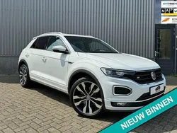 Wit Gebruikt 2018 VW T-Roc Business SUV | € 27.450 (Eerlijke prijs)