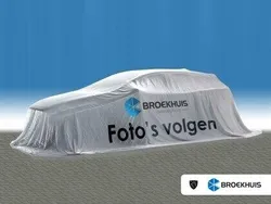 Wit Gebruikt 2022 Peugeot 208 Allure Hatchback | € 15.400 (Eerlijke prijs)