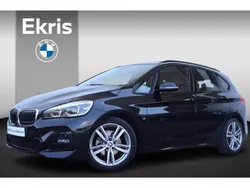 Zwart, metallic lak Gebruikt 2020 BMW 218 Active Tourer Executive MPV | € 28.900 (Duur)
