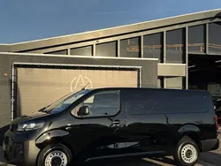 Zwart Nieuw 2024 Opel Vivaro S Van | € 35.499 (Iets duurder)