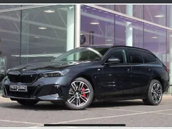 Zwart Gebruikt 2025 BMW i5 M Sport Sedan | € 64.500 (Eerlijke prijs)