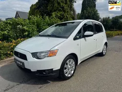 Wit Gebruikt 2012 Mitsubishi Colt Edition Hatchback | € 4.999 (Eerlijke prijs)