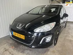 Zwart Gebruikt 2011 Peugeot 308 Signature Sky Hatchback | € 4.999 (Duur)