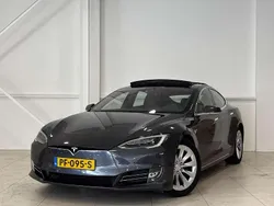 Grijs, metallic lak Gebruikt 2017 Tesla Model S Sedan | € 19.640 (Super prijs)