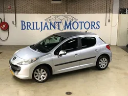 Zilver Gebruikt 2009 Peugeot 207 Hatchback | € 2.000 (Iets duurder)