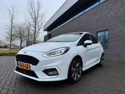 Wit Gebruikt 2021 Ford Fiesta ST-Line X Hatchback | € 17.999 (Goede deal)