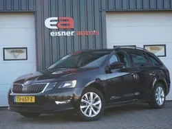 Zwart Gebruikt 2018 Skoda Octavia Ambition Stationwagen | € 12.949 (Eerlijke prijs)