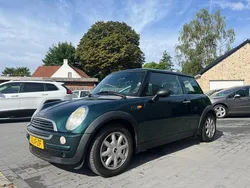 Groen Gebruikt 2002 Mini ONE Salt Hatchback | € 2.650 (Eerlijke prijs)