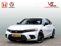 Wit Gebruikt 2024 Honda Civic Hybrid Hatchback | € 37.900 (Eerlijke prijs)