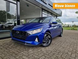 Blauw Gebruikt 2023 Hyundai i20 Comfort Hatchback | € 16.365 (Eerlijke prijs)