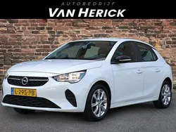 Wit Gebruikt 2021 Opel Corsa Edition Hatchback | € 12.445 (Eerlijke prijs)